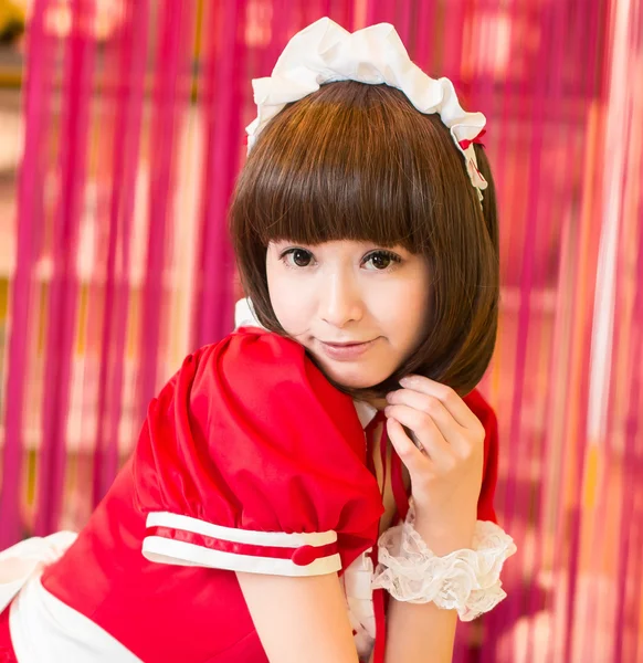 Lolita japonés estilo chica intdoor lindo cosplayer mucama — Foto de Stock