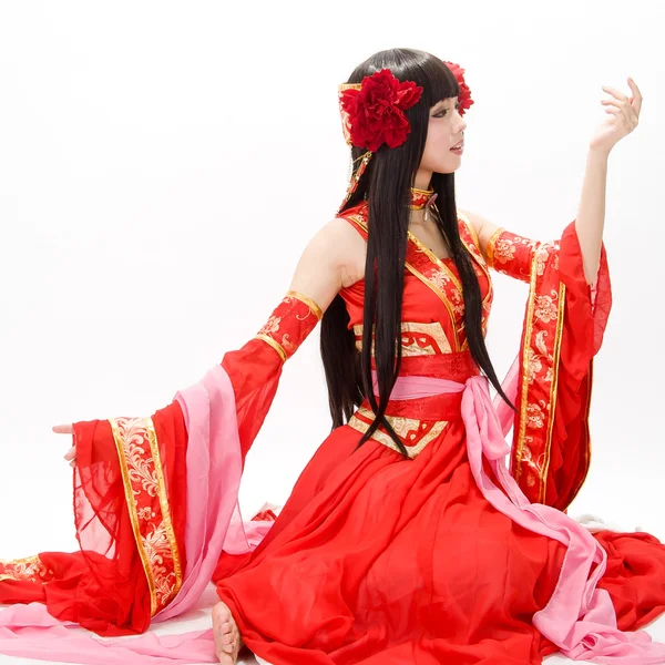 Asia chica china en rojo vestido tradicional bailarina — Foto de Stock