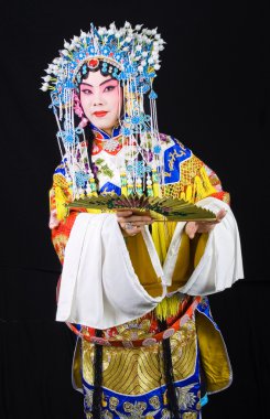 Opera kadın