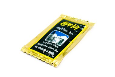 Noida, Utter pardesh, Hindistan - 18 Ekim 2021, Saç yağı, Noida 18 Ekim 2021 'de seçici odaklı bir saç yağı resmi