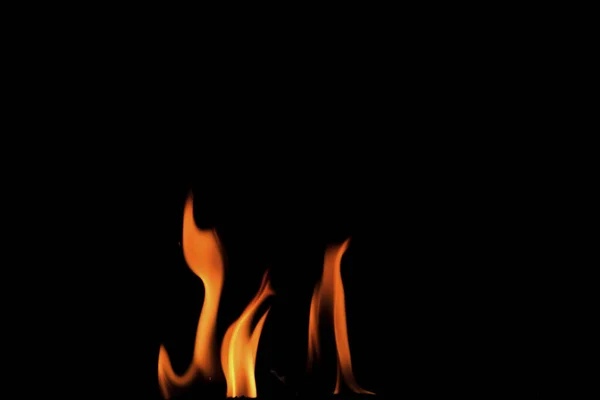 Κλείστε Καύση Φλόγες Μαύρο Φόντο Για Γραφικό Σχεδιασμό Ταπετσαρία Κόκκινο — Φωτογραφία Αρχείου