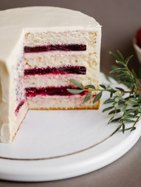 Pasta dilimleri mango şam fıstığı çikolatalı mango