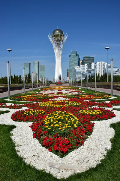 Astana, Kazakistan baiterek kulede — Stok fotoğraf