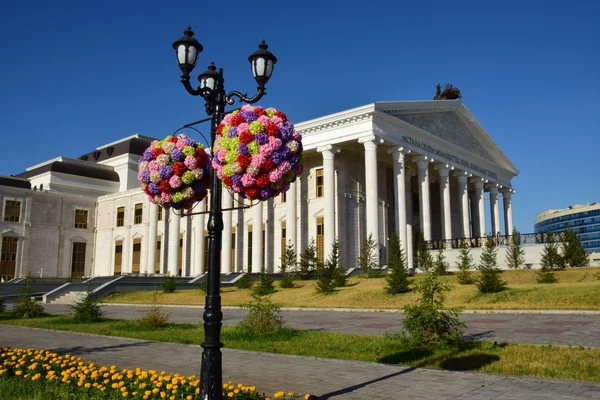 Praça da Nova Ópera em Astana — Fotografia de Stock