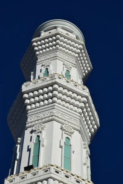 Minaret van de nieuwe moskee in aastana — Stockfoto