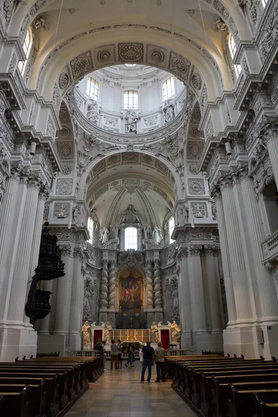 Munique Baviera Alemanha 2021 Interior Barroco Theatinerkirche Igreja Teatina Munique — Fotografia de Stock