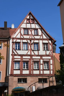 Nuremberg, Almanya 08.24.2021: Almanya 'nın Bavyera kentindeki tarihi binalar
