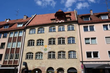 Nuremberg, Almanya 08.24.2021: Almanya 'nın Bavyera kentindeki tarihi binalar