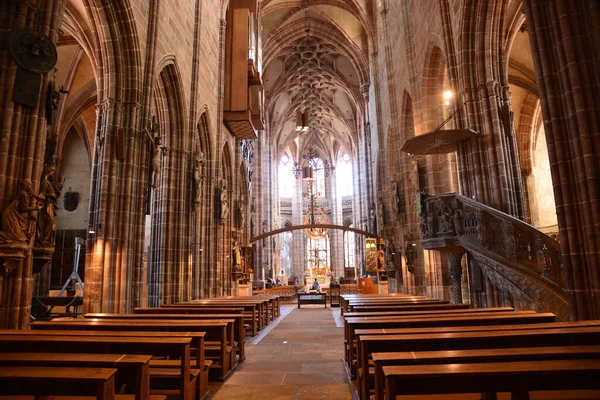 Nuremberg, Bavyera, Almanya, 08.24.2021 St Lawrence Kilisesi (LORENZKIRCHE) Gotik tarzda Nürnberg (Nrnberg))