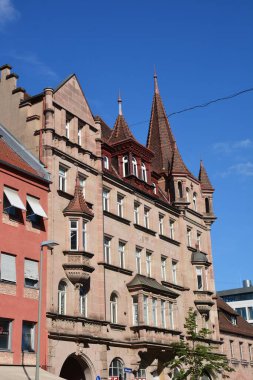 Nuremberg, Almanya 08.24.2021: Almanya 'nın Bavyera kentindeki tarihi binalar