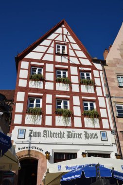 Nuremberg, Almanya 08.24.2021: Almanya 'nın Bavyera kentindeki tarihi binalar