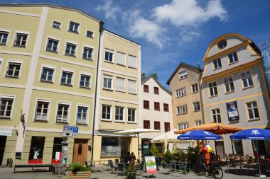 Eichsttt, Almanya 07.10.2021: Almanya 'nın Bavyera bölgesindeki tarihi Eichsttt kasabasında sokak manzarası