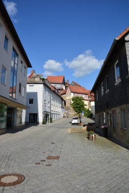 Kronach, Almanya 07.18.2021: Almanya 'nın Yukarı Franconia bölgesinde Kronach, Bavyera' da bulunan tarihi binalar