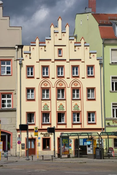 德国巴伐利亚雷根斯堡2021 德国巴伐利亚雷根斯堡市吸引人的历史建筑 — 图库照片