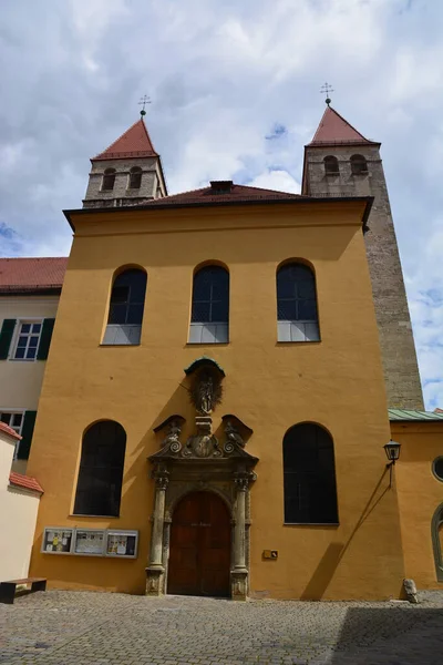 Regensburg Bavorsko Německo 2021 Atraktivní Historické Budovy Městě Regensburg Bavorsko — Stock fotografie