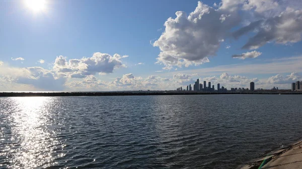 Landschaft Von New Toronto Vom Sunnyside Beach Über Den Ontariosee — Stockfoto