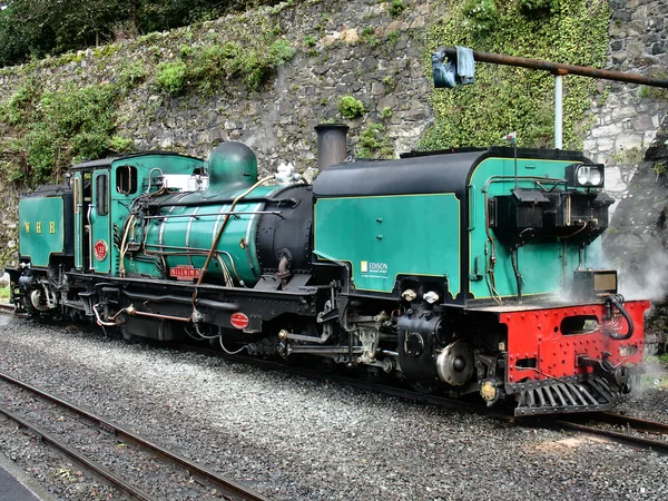Steam narrow gauge locomotive. — Stock Photo, Image