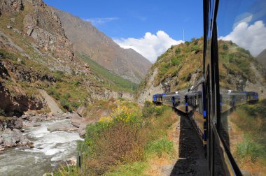 ollantaytambo trenden machu picchu pueblo gider.