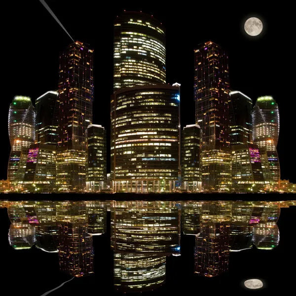 gece şehir manzaralı.