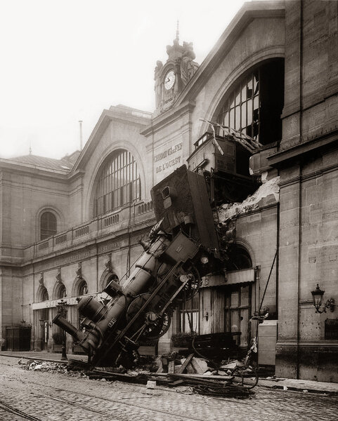 Авария на станции Монпарнас
.
