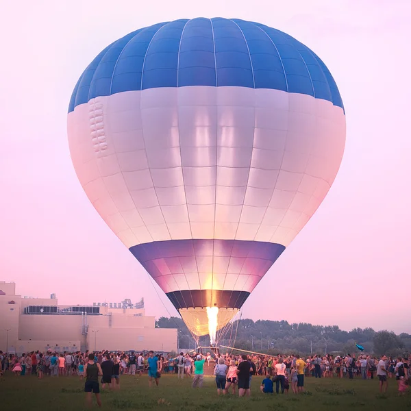 Preparación para el festival del globo aerostático . — Foto de Stock