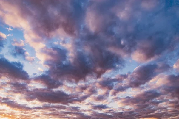 Increíble Paisaje Nuboso Cielo Atardecer Después Lluvia —  Fotos de Stock