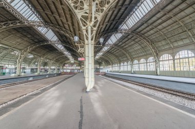 Vitebsky tren istasyonunun içi.