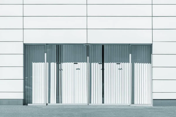 Ingang Van Het Moderne Bedrijfsgebouw — Stockfoto