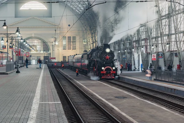 Moskva Ryssland Oktober 2021 Retro Ångtåg Avgår Från Stationen Morgonen — Stockfoto