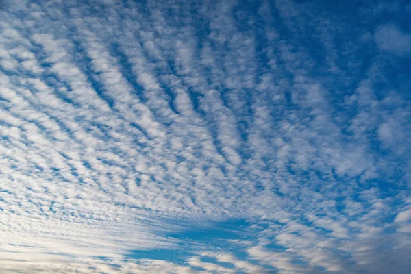 Incredibile Paesaggio Nuvoloso Sul Cielo Tramonto Dopo Pioggia — Foto Stock