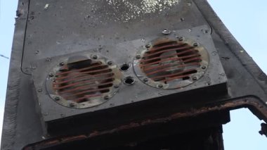 Bozuk Rus askeri teçhizatı soğutma vantilatörü.