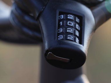 Kod kodlu bisiklet kilidi 2022 numara. Araçların hırsızlıktan korunması.