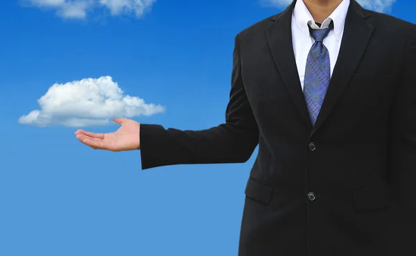 Chmury obliczeniowej koncepcja, młody biznesmen z chmurą — Zdjęcie stockowe