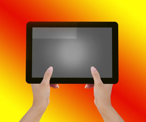 Mano femenina para sostener la tableta PC u otro gadget de palma Fondo abstracto — Foto de Stock