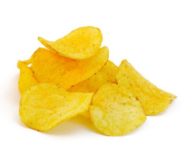 Patates cipsi beyaz arkaplanda izole