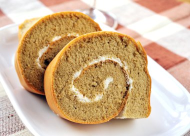 kremalı bisküvi rulo