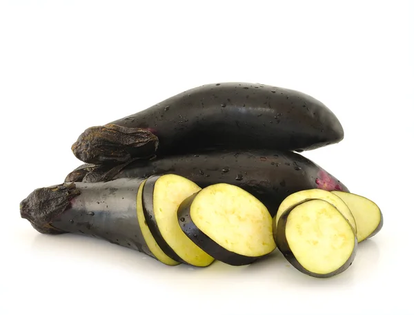 Black eggplants isolated on white — Stock Photo, Image