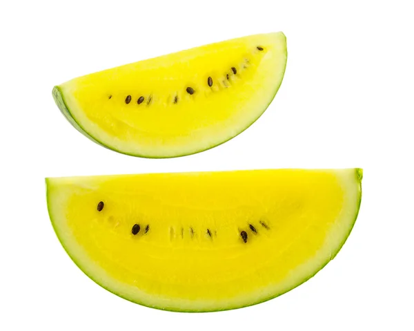 Reife und saftige Wassermelonenscheibe isoliert auf weißem Hintergrund — Stockfoto
