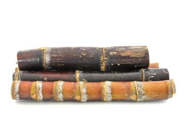 beyaz zemin üzerine şeker kamışı