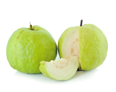 beyaz zemin üzerine guavas