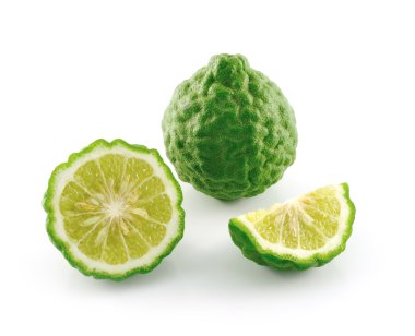 Güney Afrika'da bir kabile kireç dilim beyaz zemin üzerine