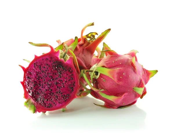 Dragon Fruit op witte achtergrond — Stockfoto