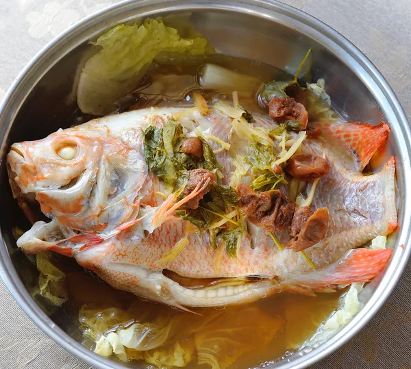 Steamed fish — Stock Photo, Image