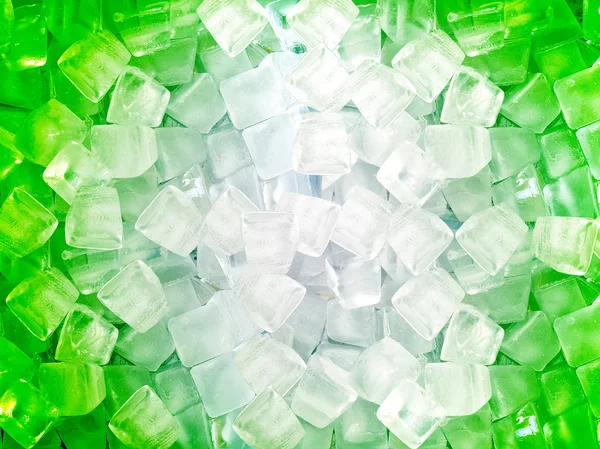 Cubetti di ghiaccio bianco verde — Foto Stock