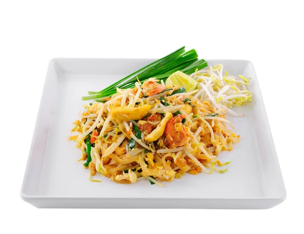 泰国菜Pad thai,炒面配虾仁 — 图库照片