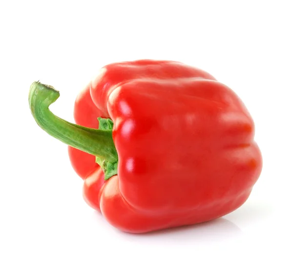Κόκκινο γλυκό πιπέρι σε άσπρο φόντο — Φωτογραφία Αρχείου