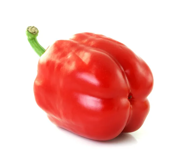 Κόκκινο γλυκό πιπέρι σε άσπρο φόντο — Φωτογραφία Αρχείου