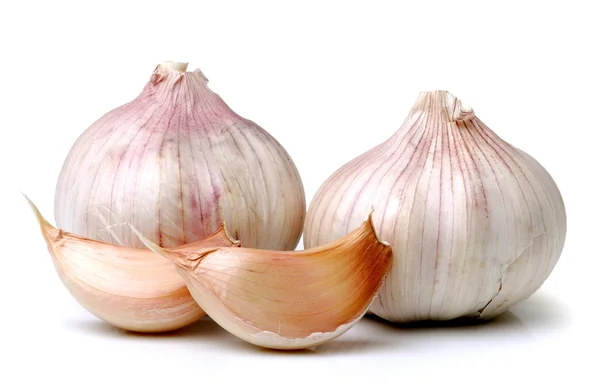 Garlic isolated on white background — Stock Photo, Image