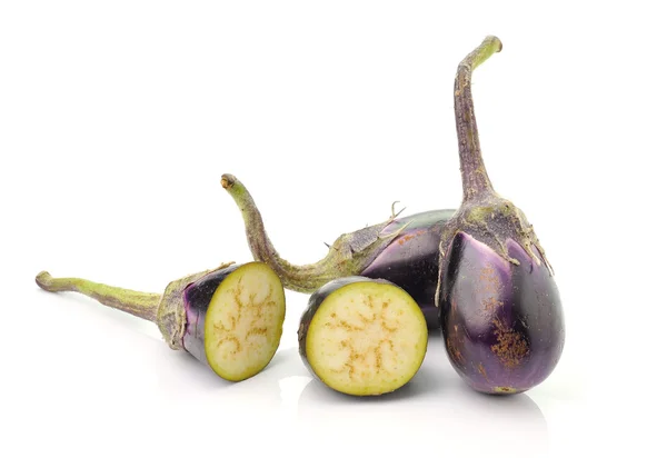 Mooie blauwe aubergine — Stockfoto