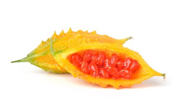 Acı kavun beyaz arkaplanda izole